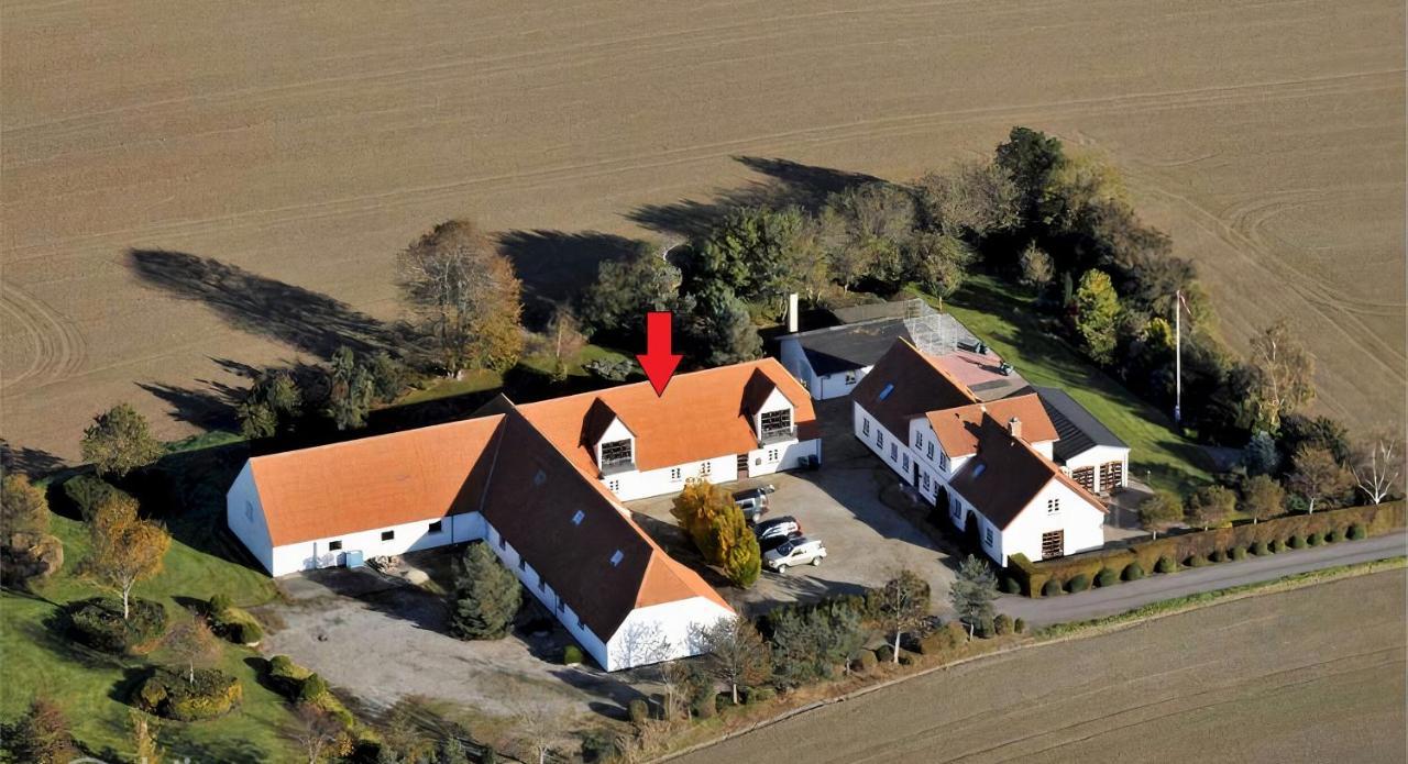 Storre Luksus Hus Ved Assens Lägenhet Exteriör bild