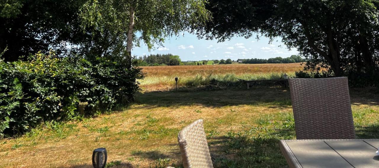 Storre Luksus Hus Ved Assens Lägenhet Exteriör bild